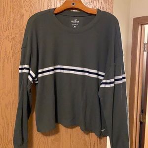 Olive green Hollister boyfriend tee large